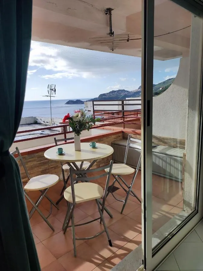 Bellavista Apartment Letojanni